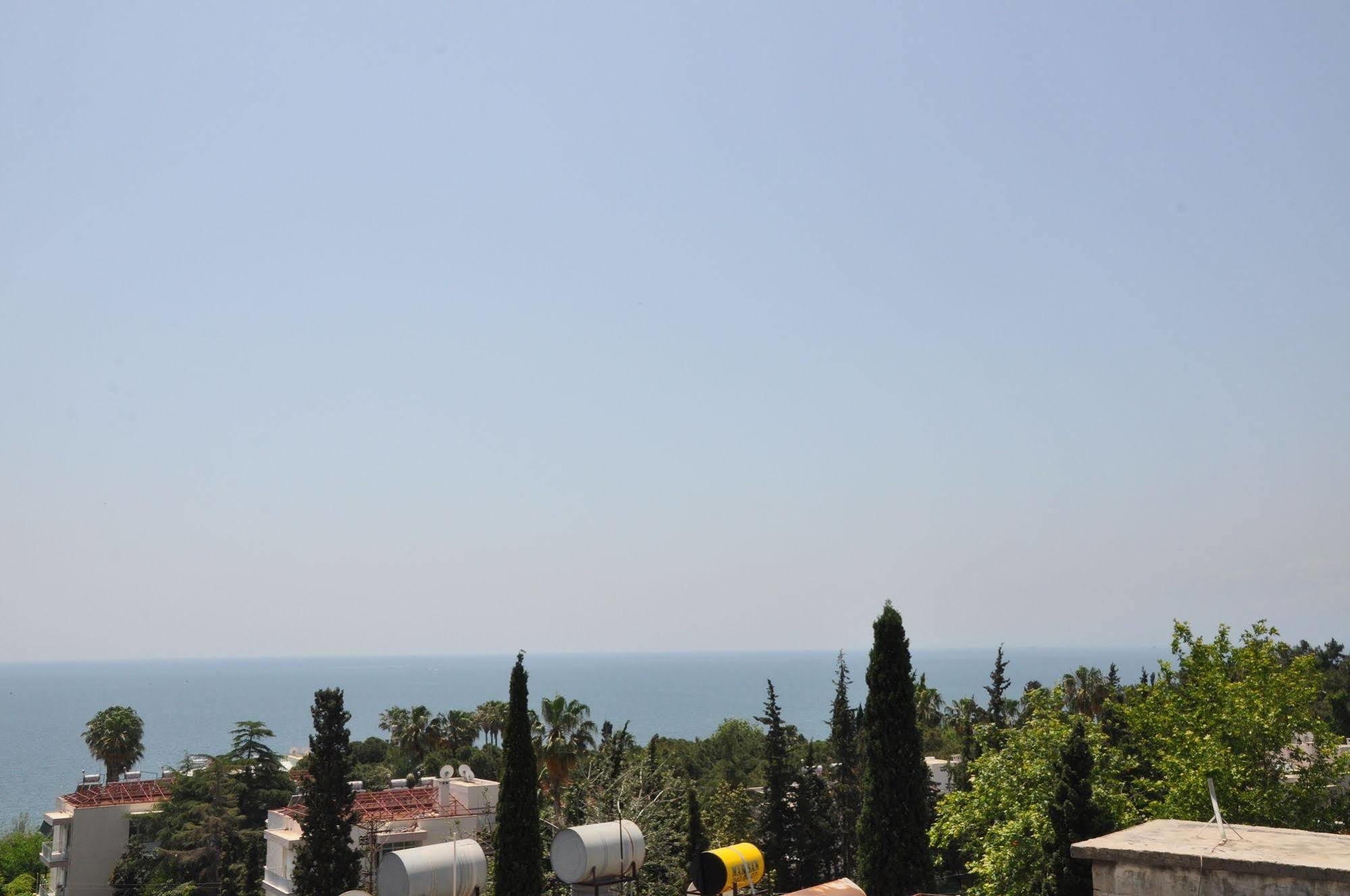 Madi hotel Antalya Bagian luar foto